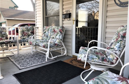 Medina House | Jefferson House near the Square, Cozy & Clean, Close to Everything!