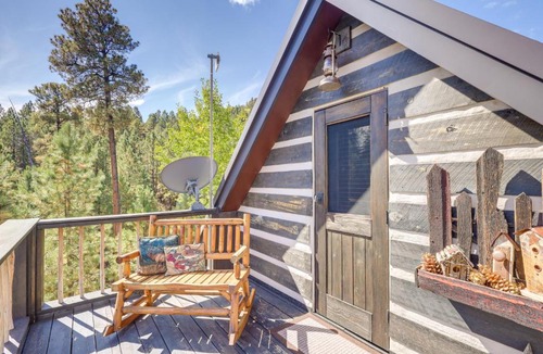 Jemez Springs House | Jemez Springs Cabin w/Stunning Mtn Views!