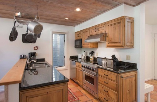 Teton Pines Condo | JHRL - Aspens Primrose 1712 a cozy condo located in The Aspens