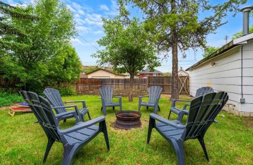 Drumheller House | Jurassic Villa Family Retreat in Drumheller