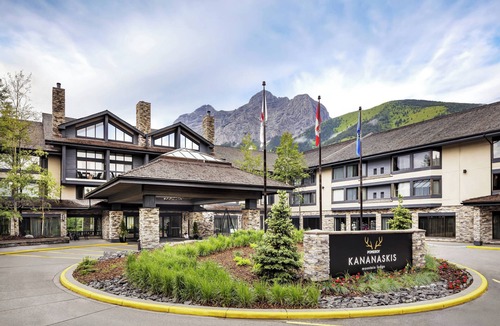 Kananaskis Hotel | Kananaskis Mountain Lodge, Autograph Collection