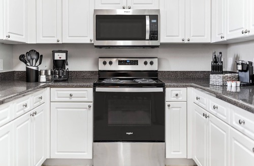Wellington Apartment | Kasa | Fresh & Bright 2BD + Gym Access | Wellington