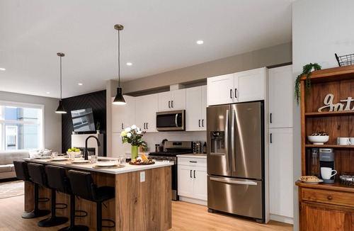Langford House | King Bed | EV Charger | 5min -> Golf/Beach | Pro Clean | Desk