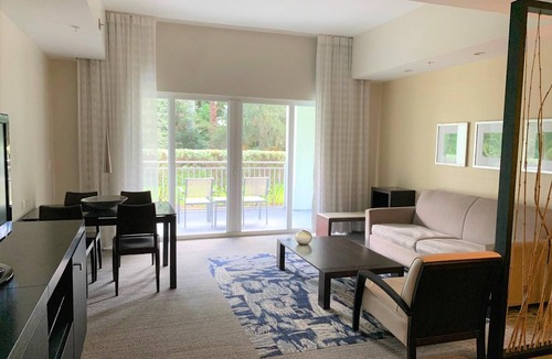 Doral Condo | King Studio with Kitchen – Post Op Recovery