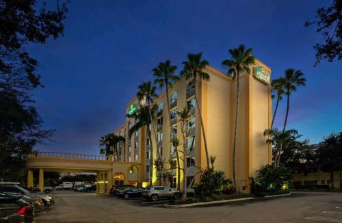West Palm Beach Hotel | La Quinta by Wyndham West Palm Beach Airport