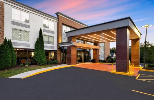 Fiskdale Hotel | La Quinta by Wyndham Sturbridge