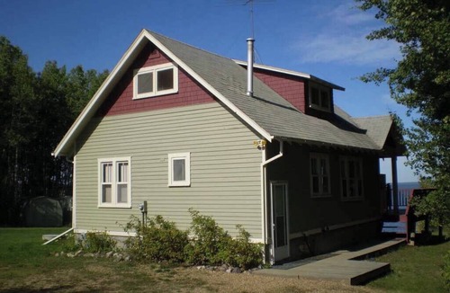 Central Alberta Cottage | Lac La Biche Lakefront 5BR Cottage Private Sandy Beach Huge Yard