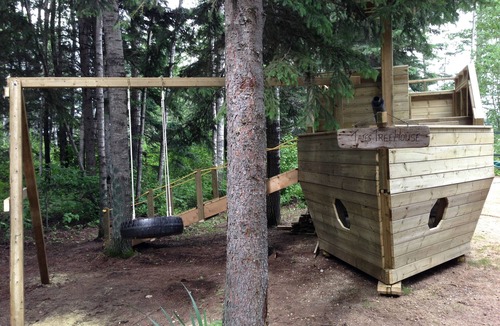 Shell Lake Cabin | Lake Front Cabin Sleeps up to 12. 2 hours north of Saskatoon. Lots of Amenities
