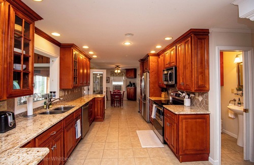 Plattsburgh House | Lake Front Home on beautiful Lake Champlain; Sleeps 20 & great for families