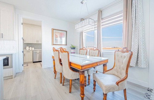 Chestermere House | Lake Getaway-4Bed/4Bath Home-Chestermere