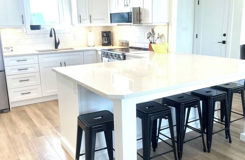 Lloydminster Villa | Lake Loft Villa at Sandy Beach Regional Park and golf course.