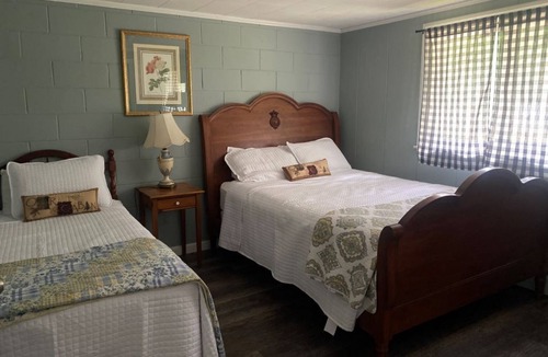 Holderness Hotel | Lake Suite 7, Kitchen, Private Beach + Dock Access, Not Dog Friendly