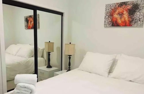 Downtown Kelowna Apartment | Lake View Condo 2 in Kelowna