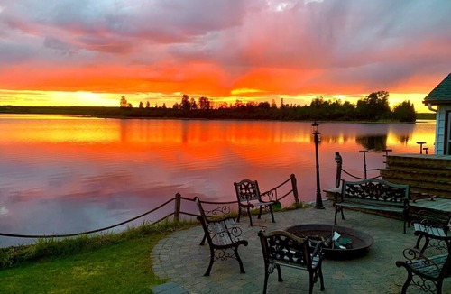 Silver Sands Cabin | Lakefront cabin on beautiful Lake Isle.
