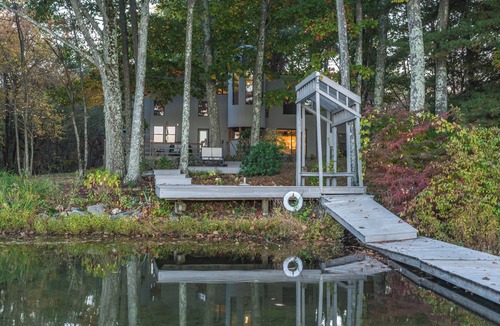 Town of Copake House | Lakefront Estate - Private Dock, Guest House & Room for 14