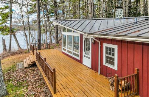 Nobleboro House | Lakefront house on Damariscotta Lake, perfect getaway