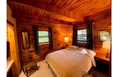 Schroon Lake Cabin | Lakefront Log Cabin with Mountain and Water Views
