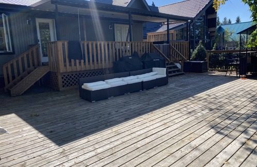 Gull Lake House | Lakefront property at Gull Lake