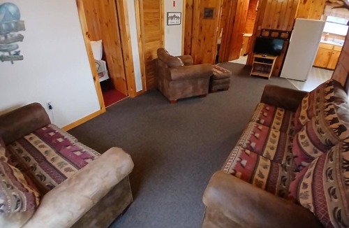 Pittsburg Cabin | Lakeview 3 First Lake Access Sleeps 7 Dock Space On Snowmobile Trail 3BR