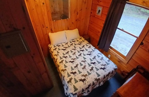 Pittsburg Cabin | Lakeview 3 First Lake Access Sleeps 7 Dock Space On Snowmobile Trail 3BR