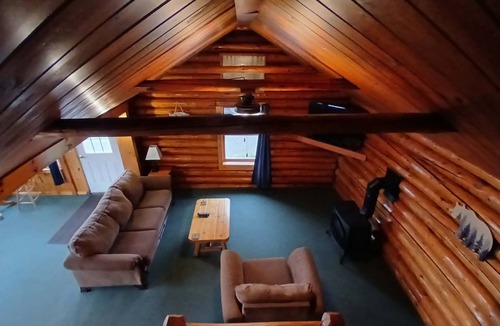 Pittsburg Cabin | Lakeview 5 — 1st Lake Waterfront 4 Bedrooms Sleeps 9 Dock Direct Snowmobile Trail Access