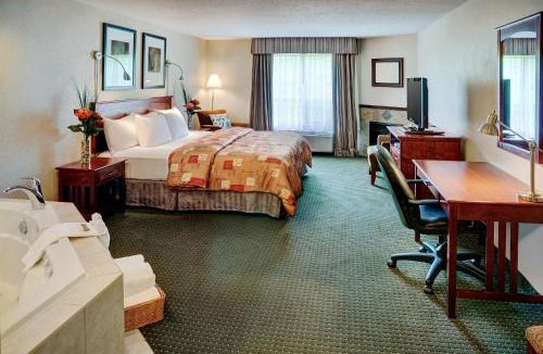 Slave Lake Hotel | Lakeview Inns & Suites - Slave Lake