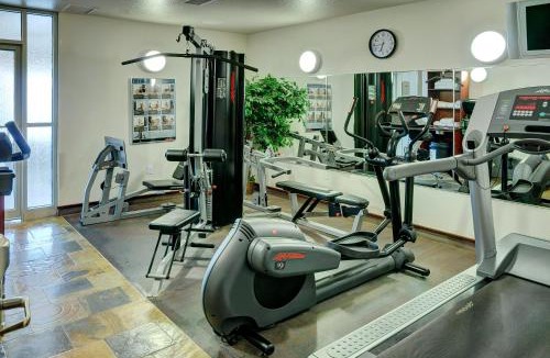 Slave Lake Hotel | Lakeview Inns & Suites - Slave Lake