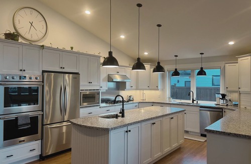Southwest Mission House | Lakeview Summer Family Home with Pool & Hot Tub!