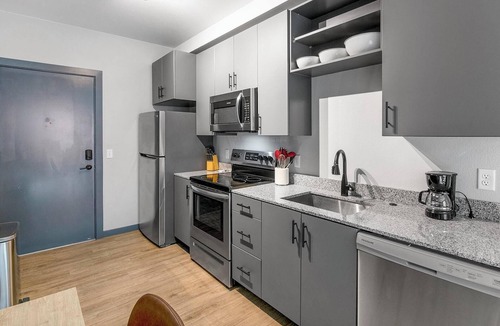 Fort Collins Apartment | Landing | Amazing Studio in Fort Collins