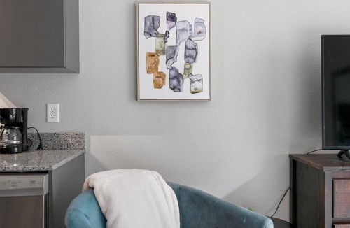 Fort Collins Apartment | Landing | Amazing Studio in Fort Collins
