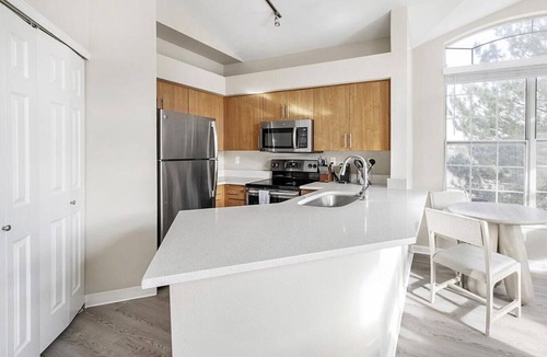 Westridge Apartment | Landing at The Bluffs at Highlands Ranch - 1 Bedroom in Westridge
