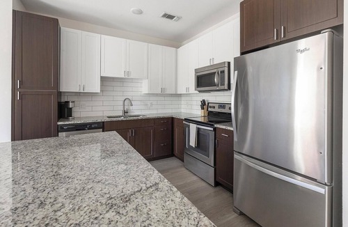 City Park Apartment | Landing | Chic 1BD, Yoga Studio