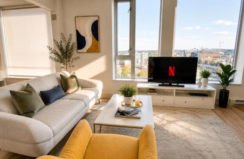 Crosstown Apartment | Large 3BR Vancouver Stay Perfect for MAJOR INTERNATIONAL SPORTING EVENT 2026 Visitors