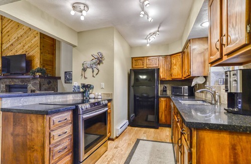 Winter Park House | Large Beautiful Townhome, Private Hot Tub, Near Shuttle Route, In Town, WIFI