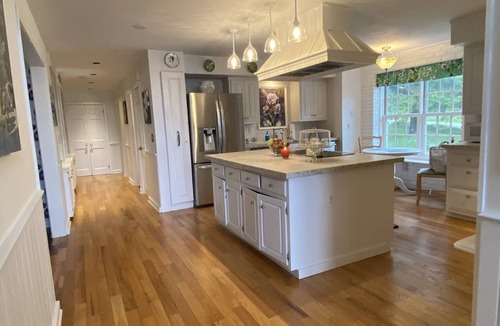 East Dorset House | Large Home with Stunning Views and Close to Manchester and Skiing!