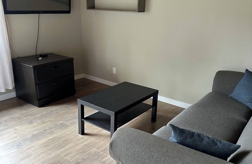 Valemount House | Large newly renovated house. Cozy and convenient.