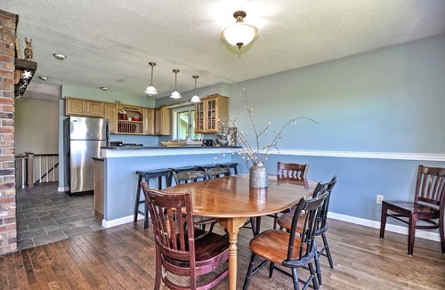 Bethlehem House | Large Secluded home with Mountain Views. Close to Skiing, Snowmobile, Hiking