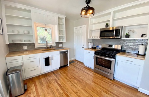 Cheyenne Apartment | Lavish Luxury in a Lush Locale