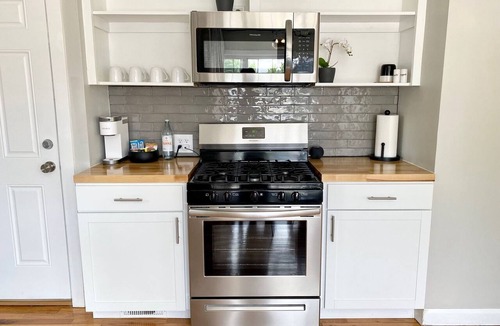 Cheyenne Apartment | Lavish Luxury in a Lush Locale