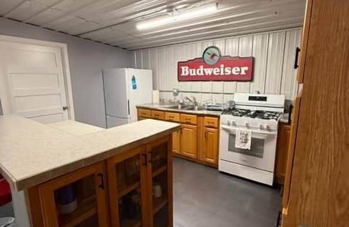 Deadwood House | LD's Boondocks - Close to Trail 7