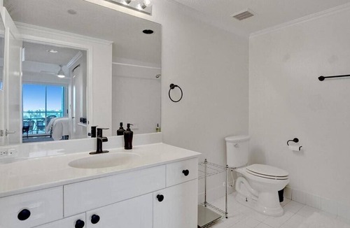 Eastern Shores Condo | Le Petit Italie ,Water view 2/2 with pool