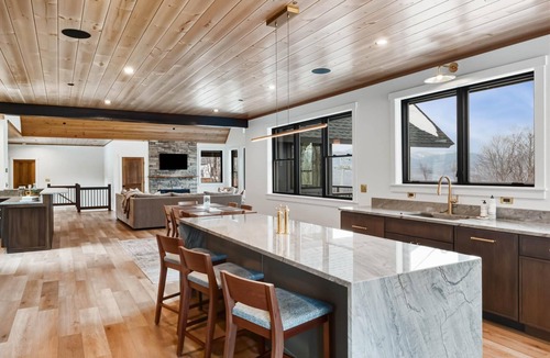 Sunday River Area House | Lift 20 Lodge | Ski In/Out 4 Bedroom Home