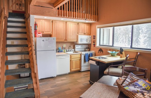 Red River Condo | Lift's West #216 - Red River Den