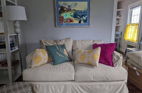 Vinalhaven House | Lilac Cottage a Little Gem on Cottage Street