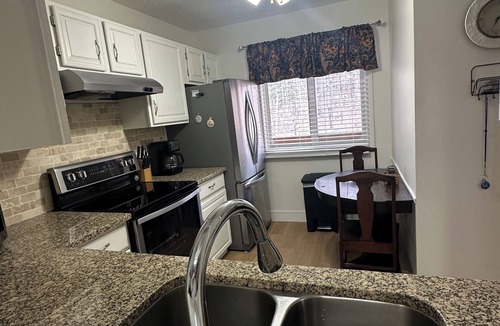Lincoln Condo | Lincoln, NH: Monthly Ski Season Rental -Loon & Cannon, Swim, Hike- White Mtns