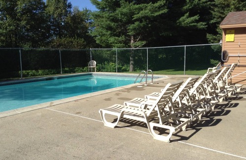 Lincoln Condo | Lincoln, NH: Monthly Ski Season Rental -Loon & Cannon, Swim, Hike- White Mtns