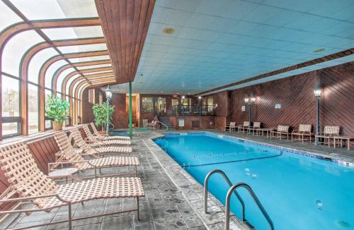Lincoln House | Lincoln Resort Condo w/Pool Access - Near Hiking!