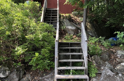 Bradford Cottage | Little Red Wing - 1950's Lake cottage