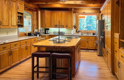 Somerset House | Little Robinson Lodge – Rustic Charm & Wilderness