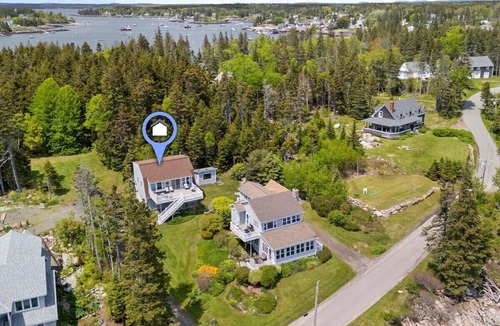 Port Clyde Apartment | Little White Caps, quaint Maine cottage